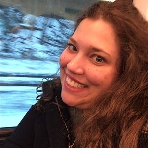 Meet your Posher, Lisa